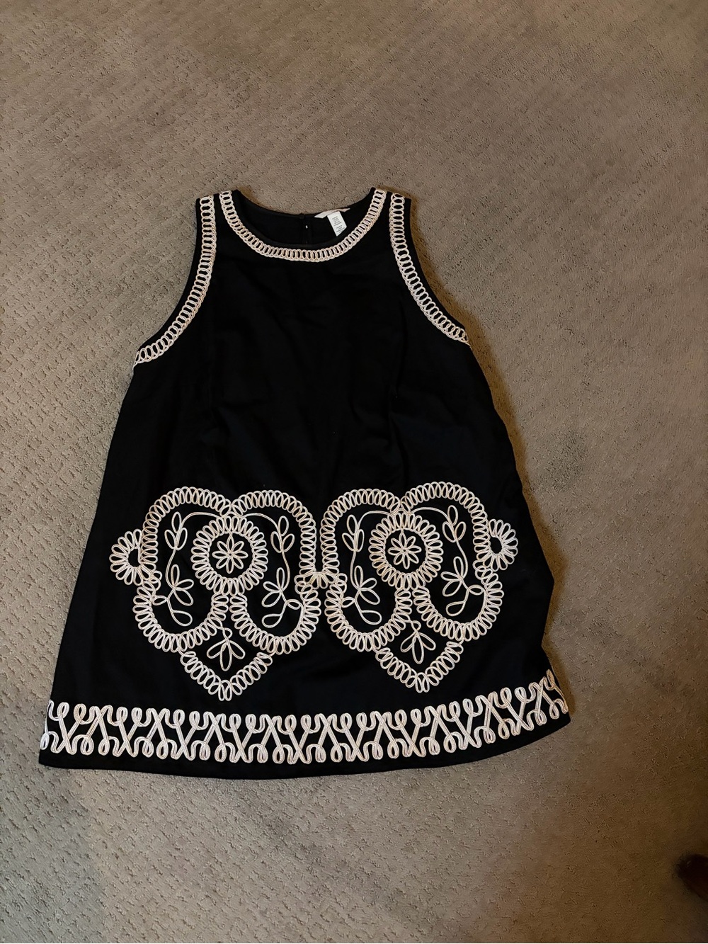 H&M Black Sleeveless Embroidered Shift Dress with White Trim size xl